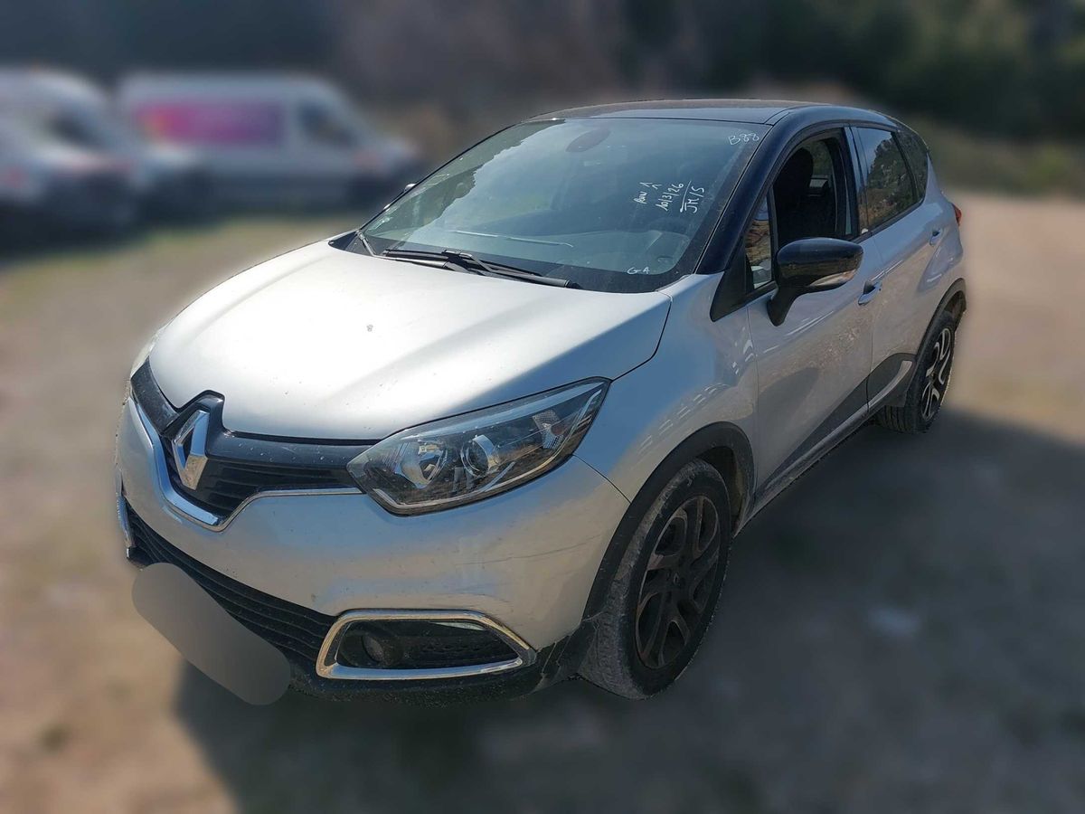 Renault Captur 2015 — photo 1