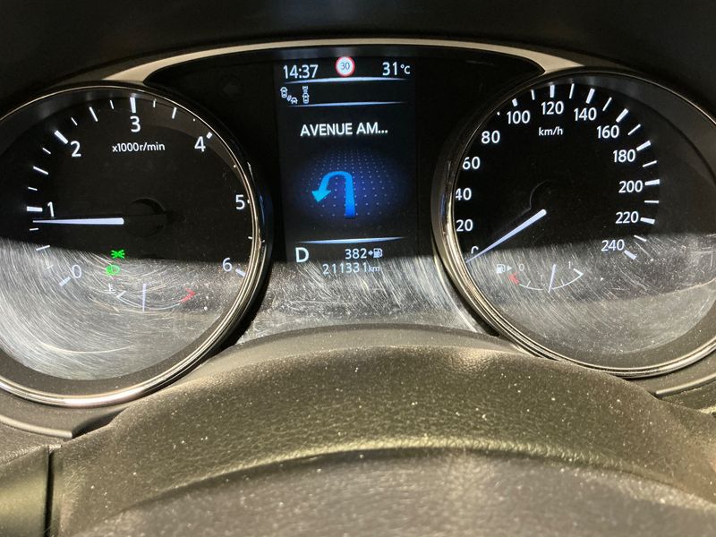Nissan X-Trail 1.6 dCi Tekna — zdjęcie 13