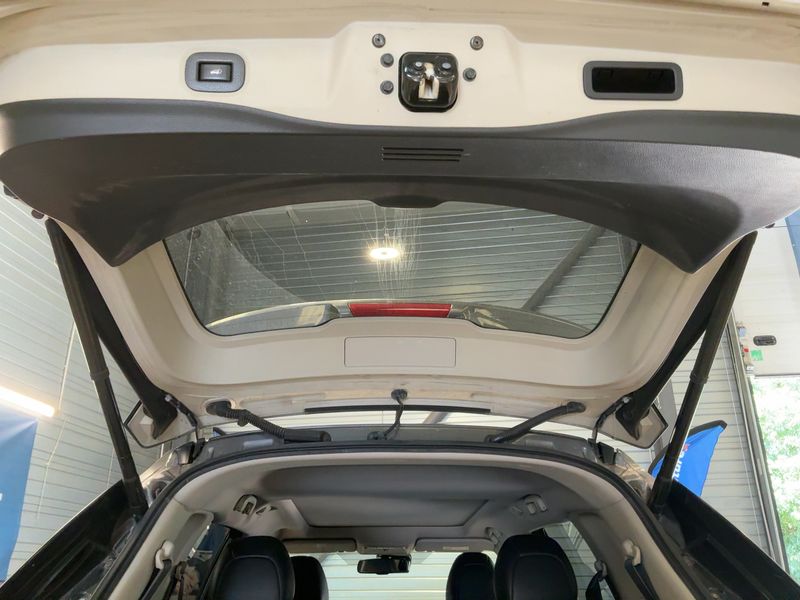 Nissan X-Trail 1.6 dCi Tekna — zdjęcie 10