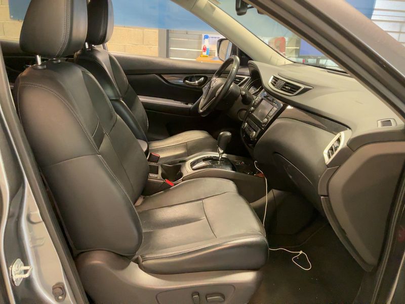 Nissan X-Trail 1.6 dCi Tekna — zdjęcie 11