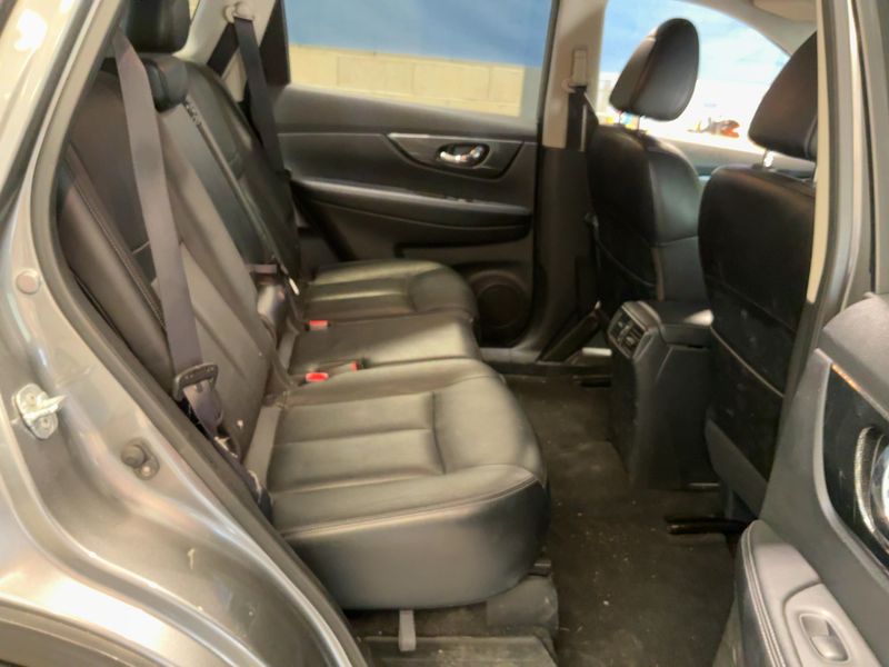 Nissan X-Trail 1.6 dCi Tekna — zdjęcie 14