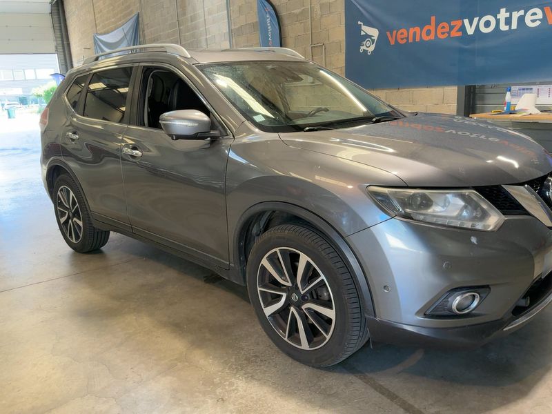 Nissan X-Trail 1.6 dCi Tekna — zdjęcie 8