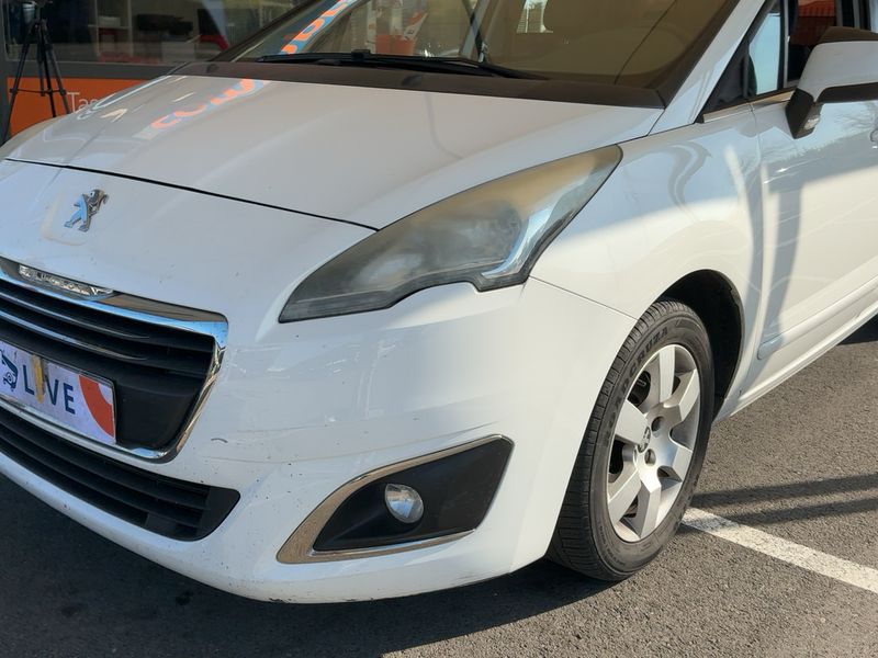 Peugeot 5008 1.6 Blue-HDi Active — zdjęcie 2