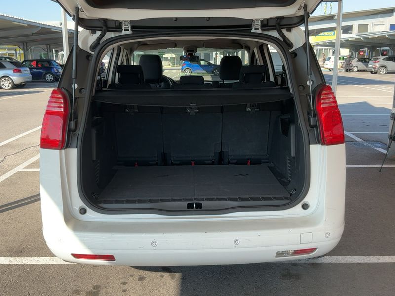 Peugeot 5008 1.6 Blue-HDi Active — zdjęcie 10