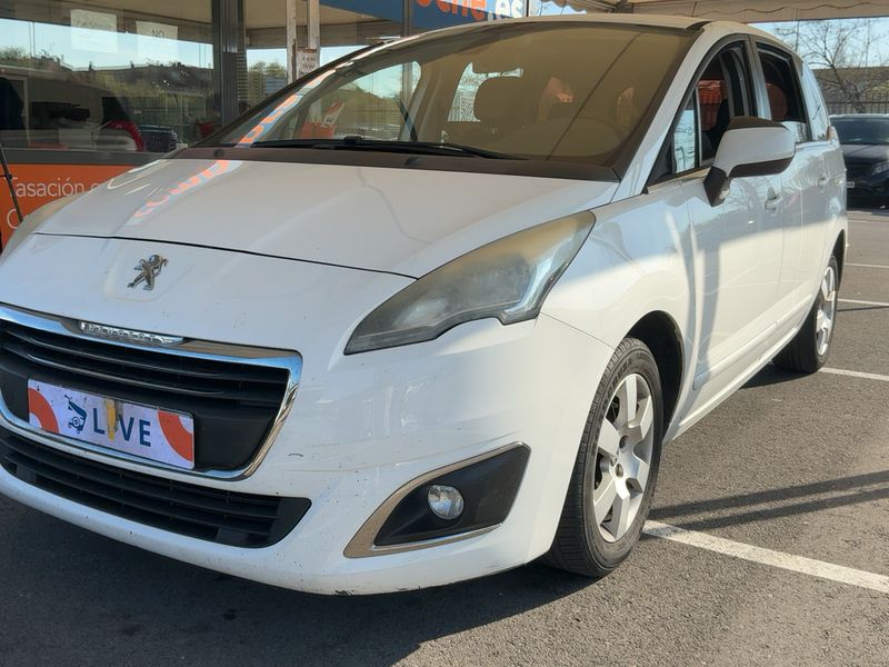 Peugeot 5008 1.6 Blue-HDi Active — zdjęcie 1