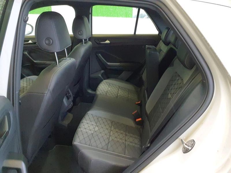 Volkswagen T-Roc 1.0 TSI R-Line — zdjęcie 12