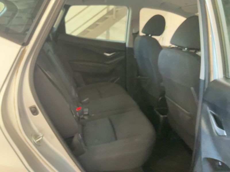 Hyundai ix20 1.4 Comfort — zdjęcie 14