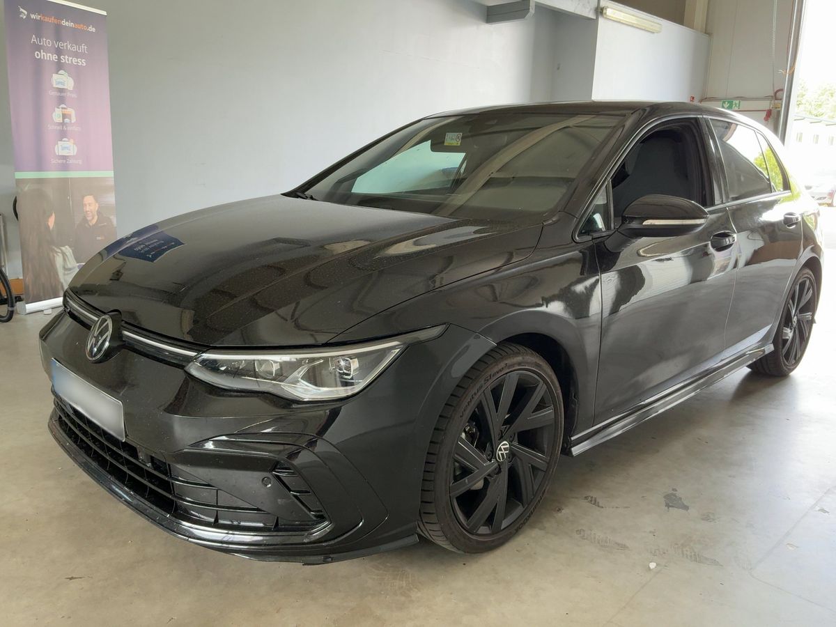 Volkswagen Golf 2024 — photo 1