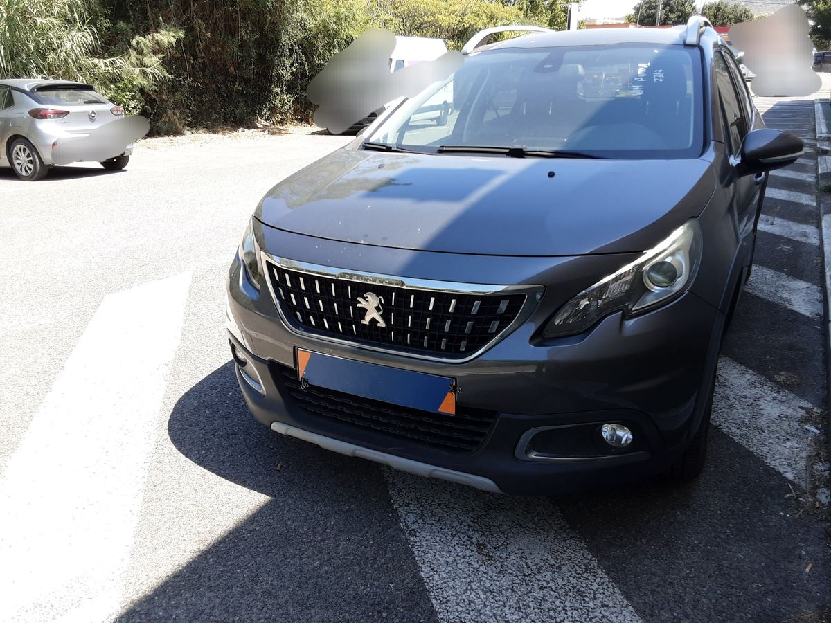 Peugeot 2008 1.2 PureTech Allure