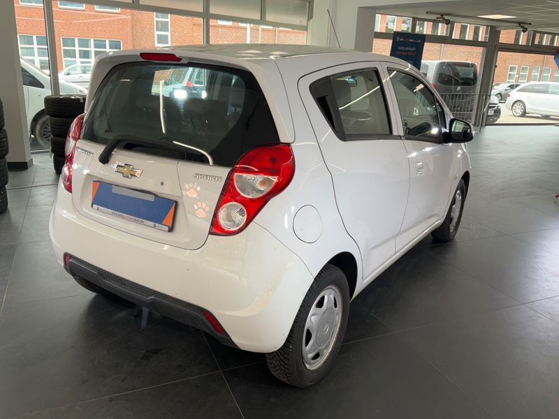 Chevrolet Spark 1.0 LT — zdjęcie 2