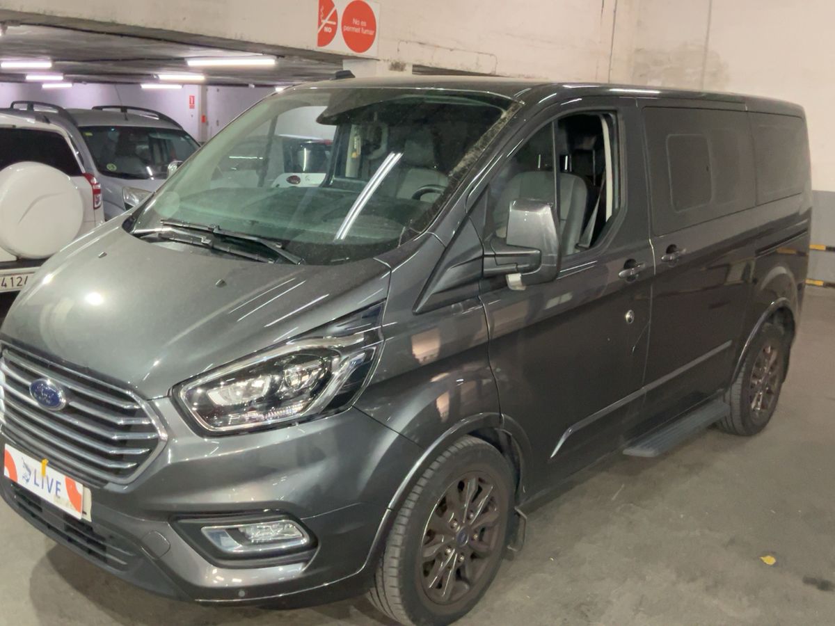 Ford Tourneo Custom 2.0 TDCi EcoBlue L1 Titanium