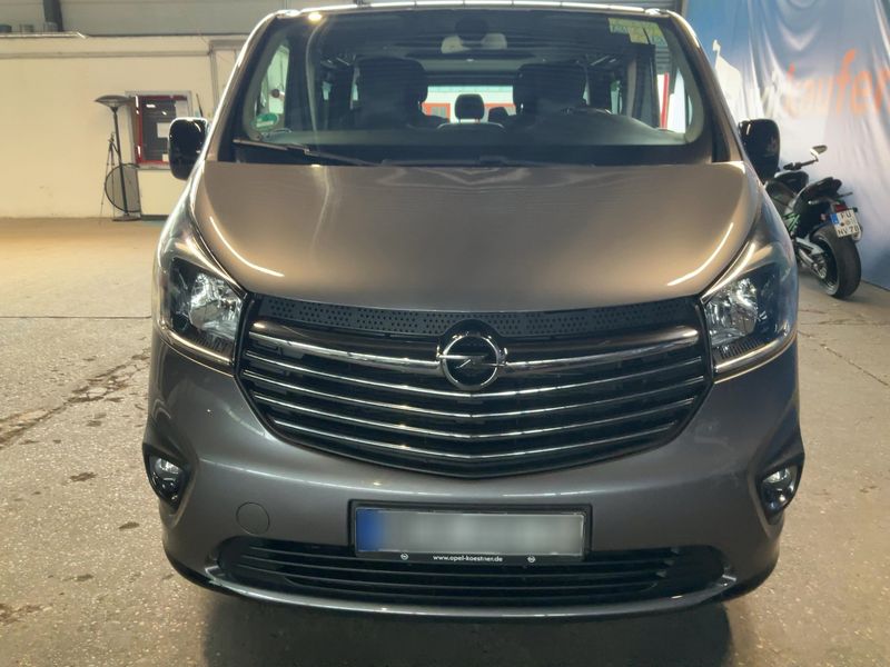 Opel Vivaro 1.6 CDTI Biturbo Tourer L2H1 2,7t 2018 – снимка 14