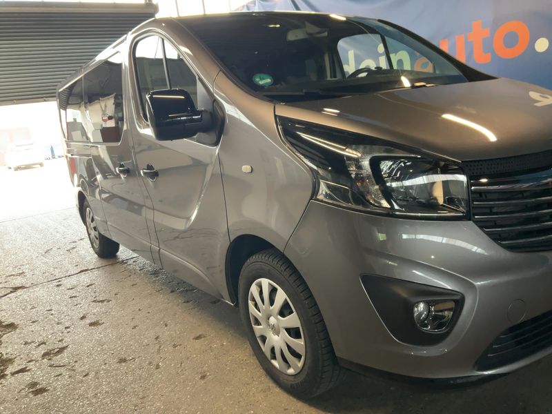 Opel Vivaro 1.6 CDTI Biturbo Tourer L2H1 2,7t 2018 – снимка 12