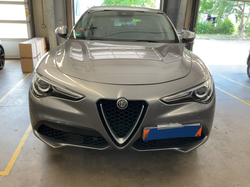 Alfa Romeo Stelvio 2.0 Turbo First Edition — zdjęcie 9