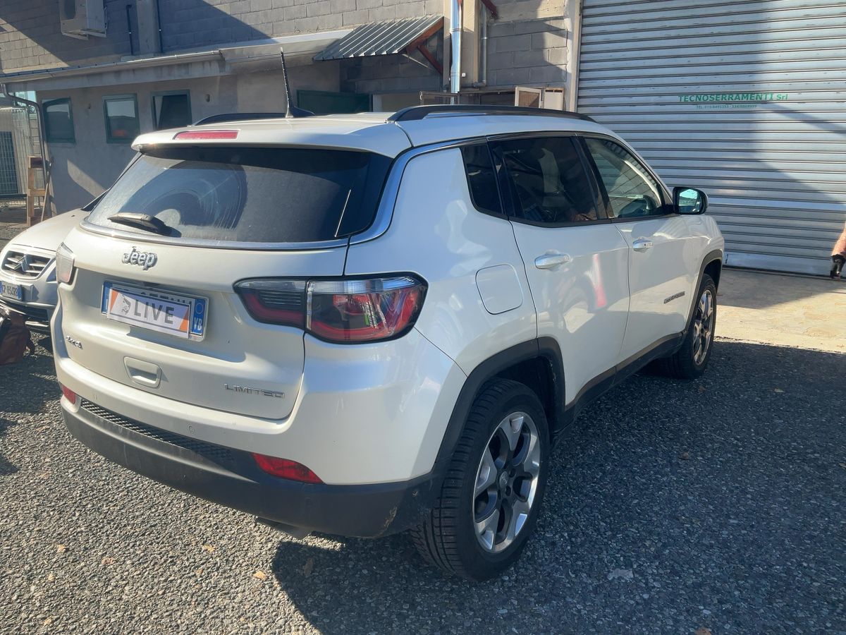 Jeep Compass 2.0 M-Jet Limited 4WD - Immagine 4