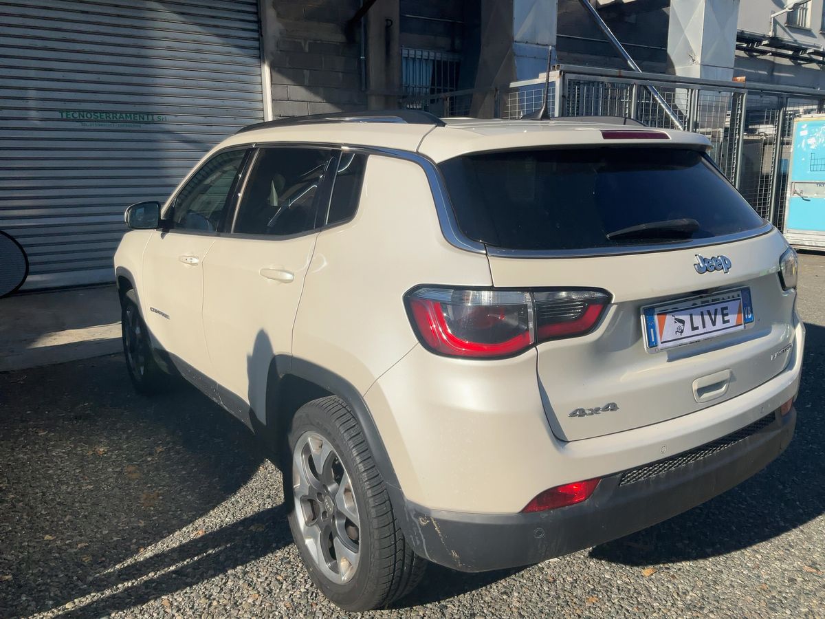 Jeep Compass 2.0 M-Jet Limited 4WD - Immagine 2
