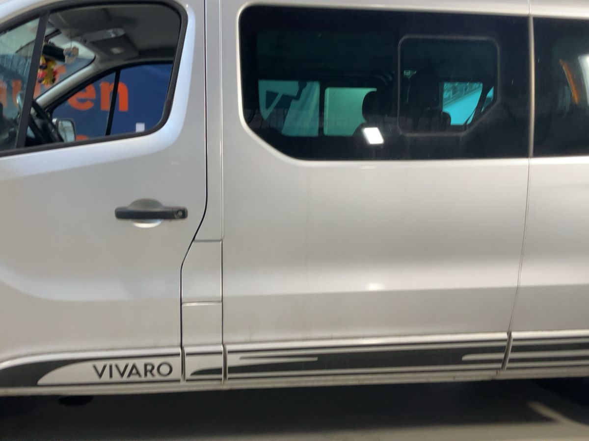 Opel Vivaro 2017 — photo 5