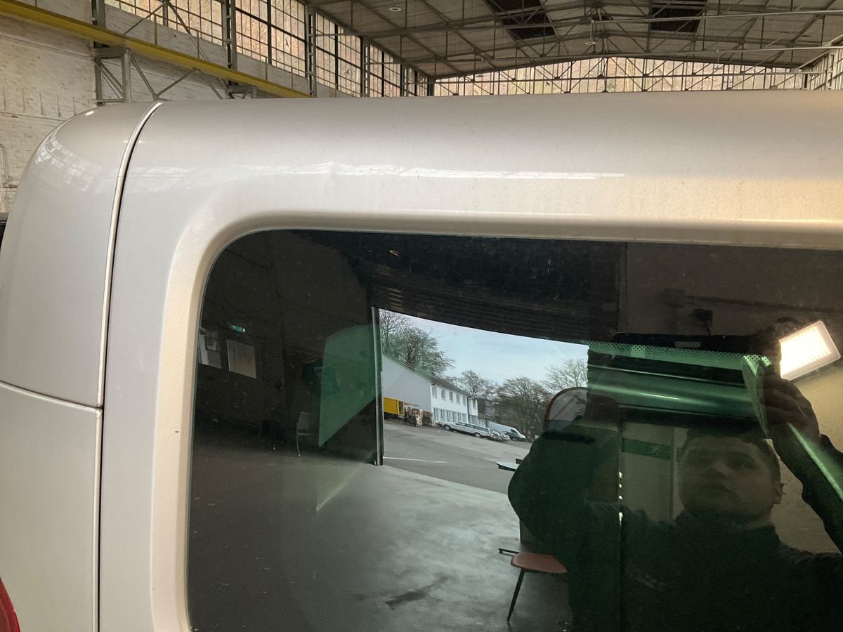 Opel Vivaro 2017 — photo 33
