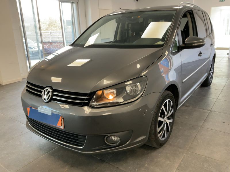 Touran 2.0 TDI Highline BlueMotion