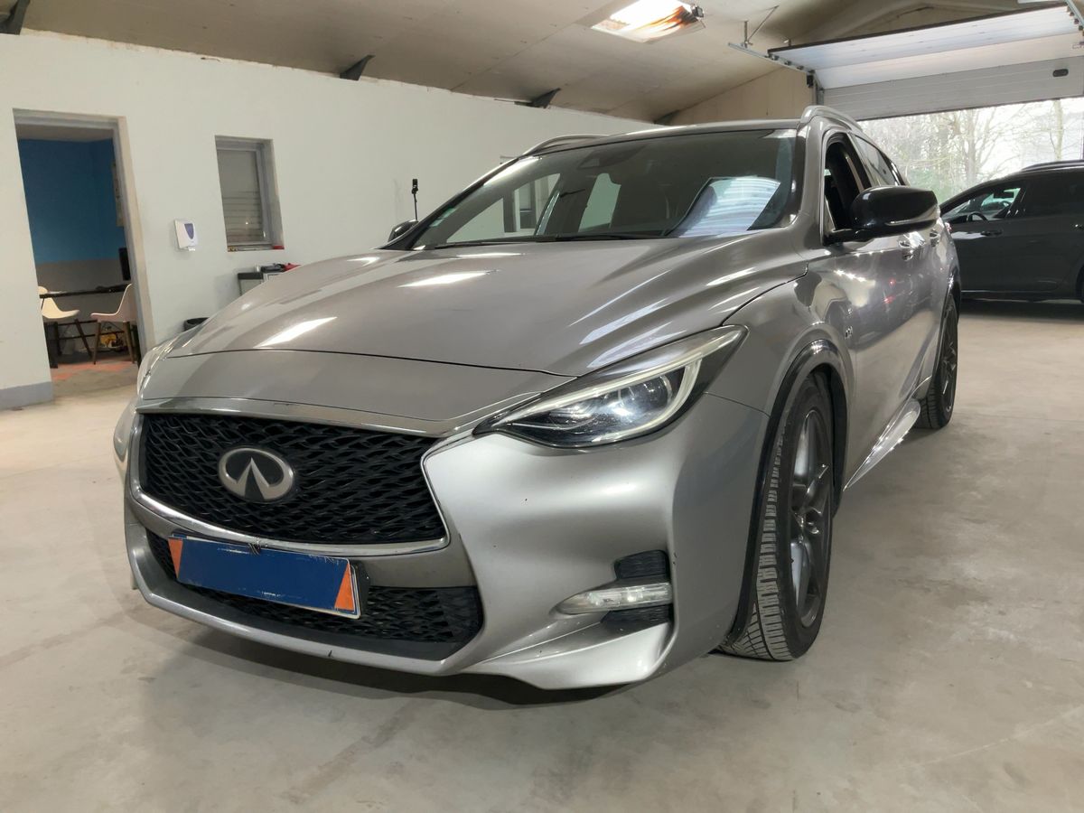Infiniti Q30 d'occasion