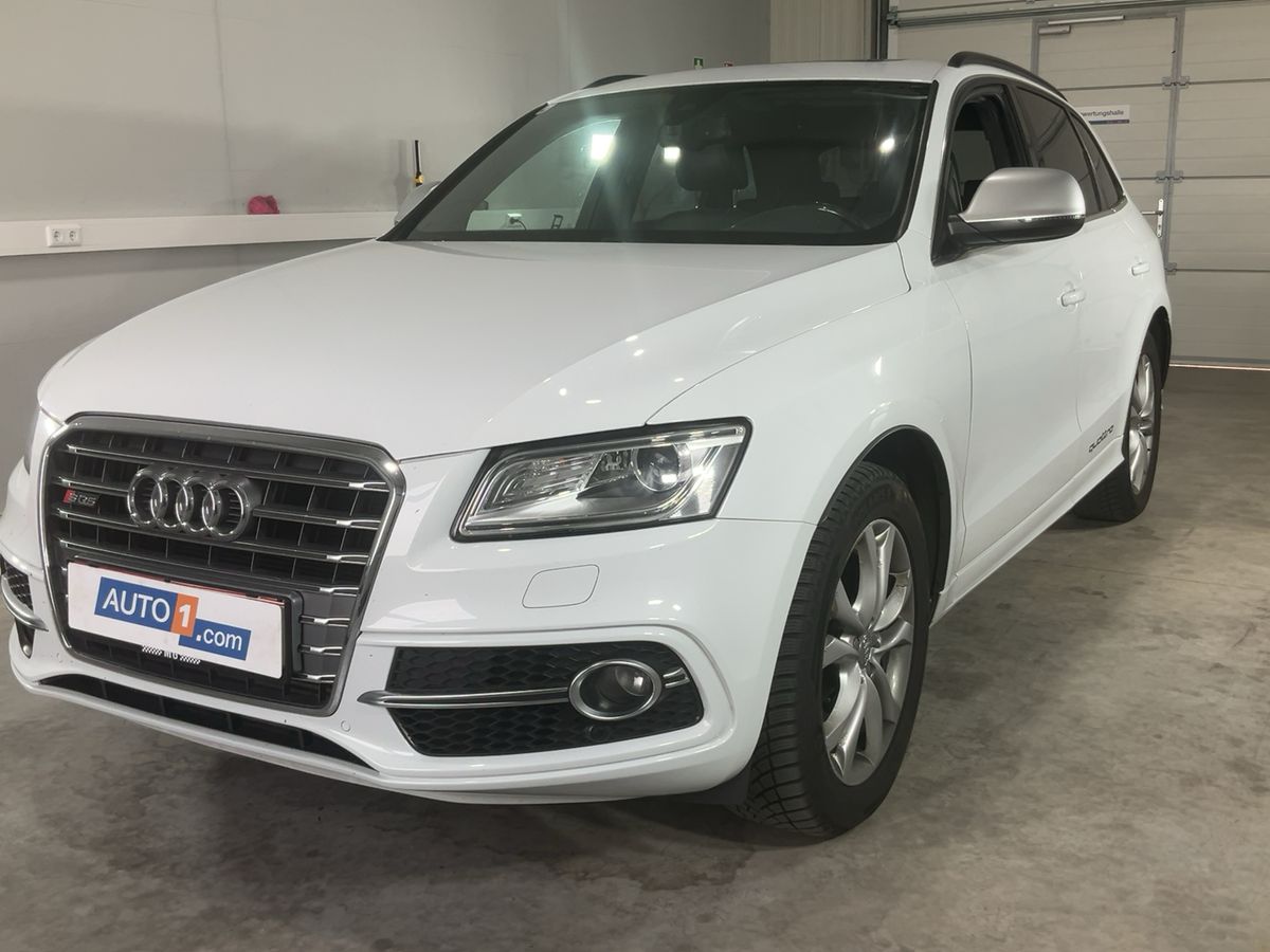 Audi SQ5 2013 — photo 1