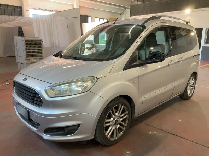 Ford Tourneo 1.6 TDCi Titanium — zdjęcie 2