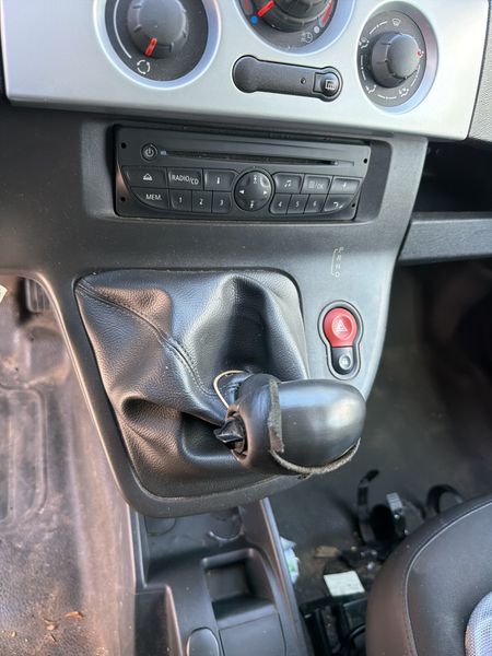 Renault Kangoo electric drive 44 kW Z.E. Maxi 2-Sitzer — zdjęcie 22