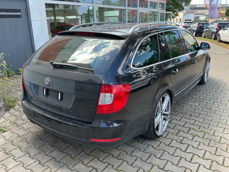 Skoda Superb 2.0 TDI Elegance — zdjęcie 2