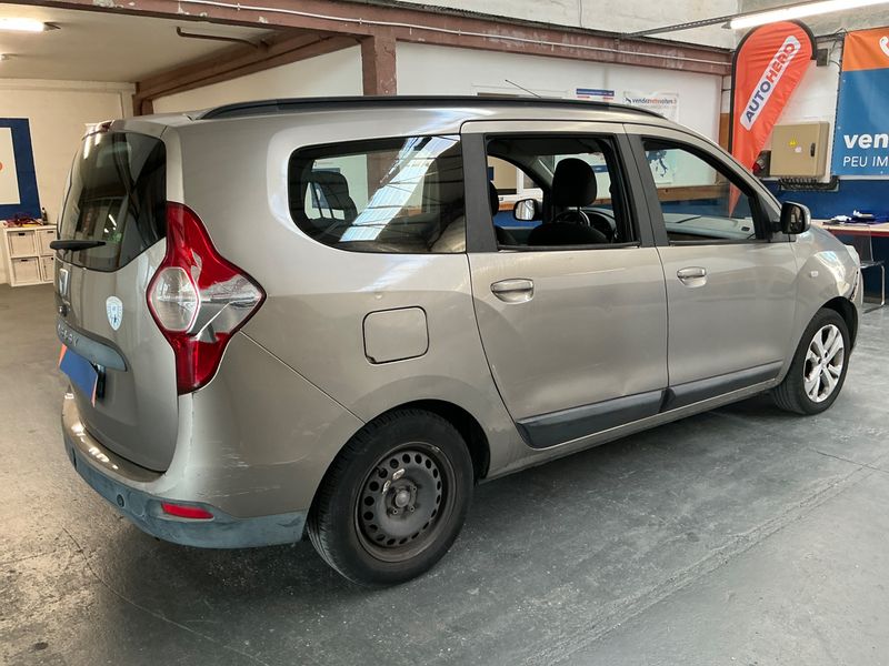 Dacia Lodgy 1.2 TCe Prestige — zdjęcie 2