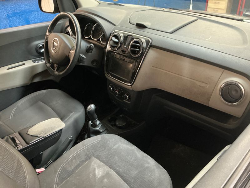 Dacia Lodgy 1.2 TCe Prestige — zdjęcie 3