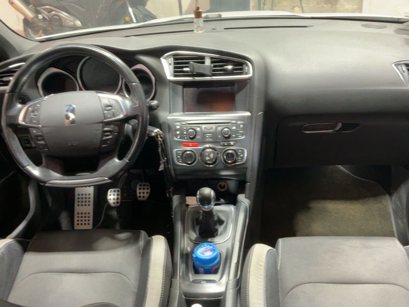 Citroen DS4 1.6 HDi SoChic — zdjęcie 12