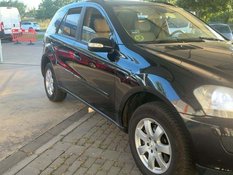 Mercedes-Benz M-Klasse ML 320 CDI — zdjęcie 8