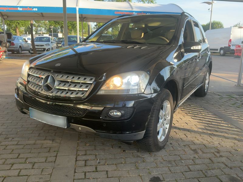 Mercedes-Benz M-Klasse ML 320 CDI — zdjęcie 1
