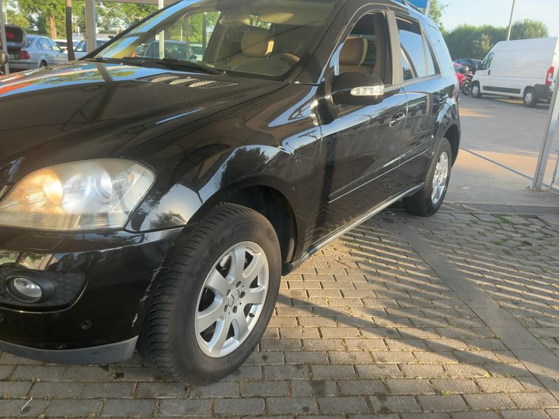 Mercedes-Benz M-Klasse ML 320 CDI — zdjęcie 2