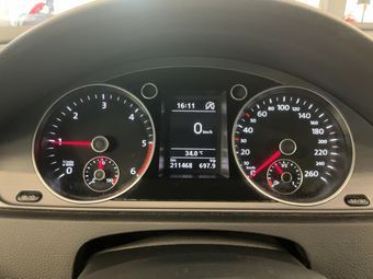 Volkswagen Passat 2.0 TDI Comfortline 4Motion BlueMotion Tech 2014 – снимка 19