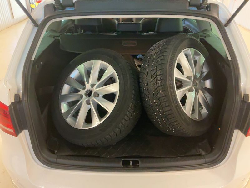Volkswagen Passat 2.0 TDI Comfortline 4Motion BlueMotion Tech 2014 – снимка 16