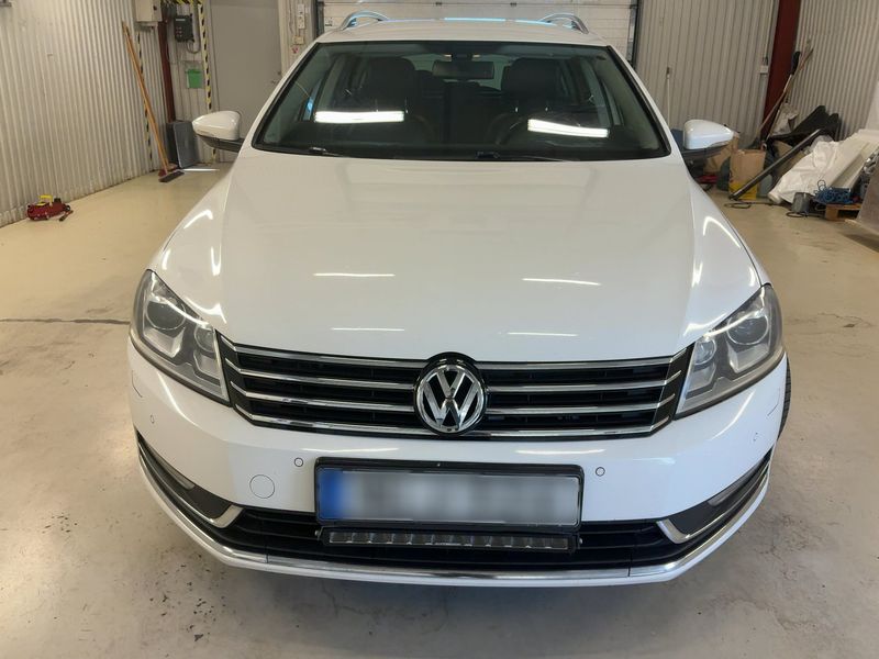 Volkswagen Passat 2.0 TDI Comfortline 4Motion BlueMotion Tech 2014 – снимка 14