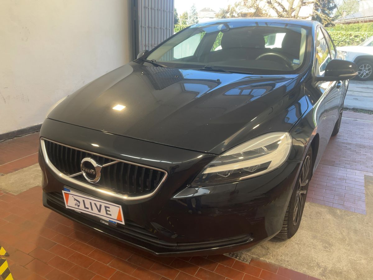 Volvo V40 2.0 T2 Plus