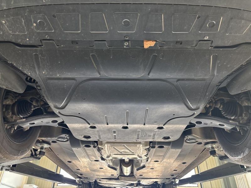 Volkswagen Passat 1.5 eTSI Business — zdjęcie 38