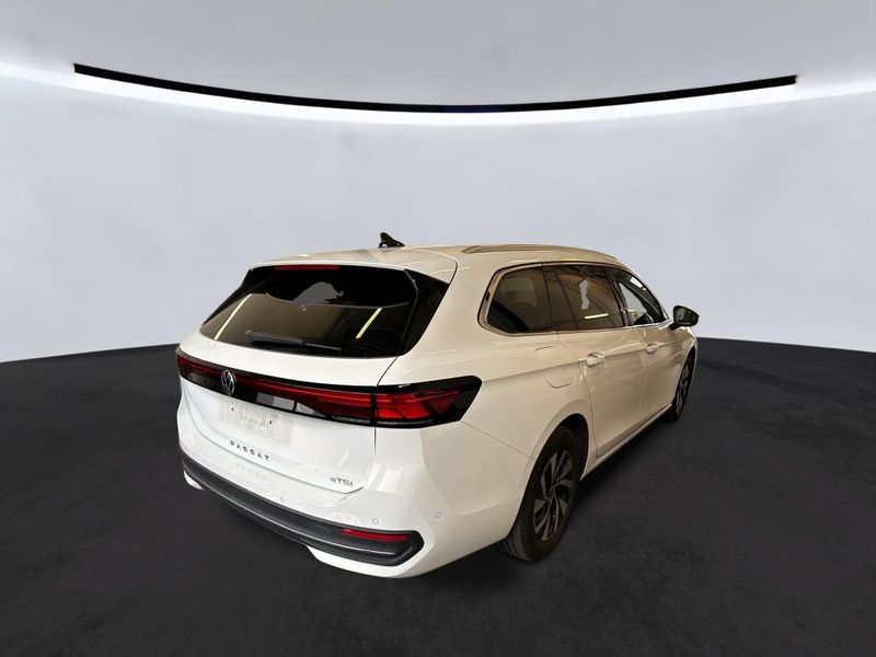 Volkswagen Passat 1.5 eTSI Business — zdjęcie 16