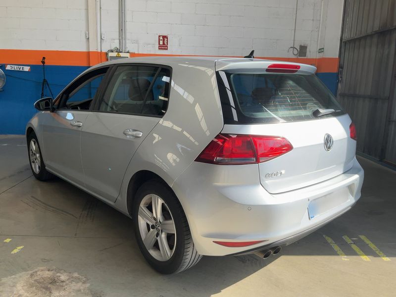 Volkswagen Golf VII 2.0 TDI Advance BlueMotion Tech 2014 – снимка 6