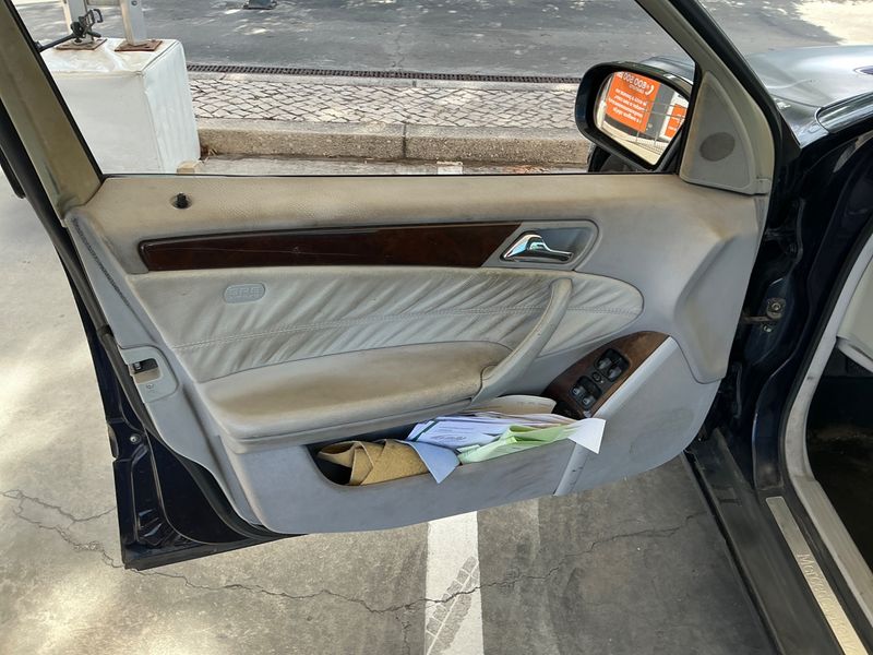 Mercedes-Benz C-Klasse C 220 CDI Elegance 2001 – снимка 36
