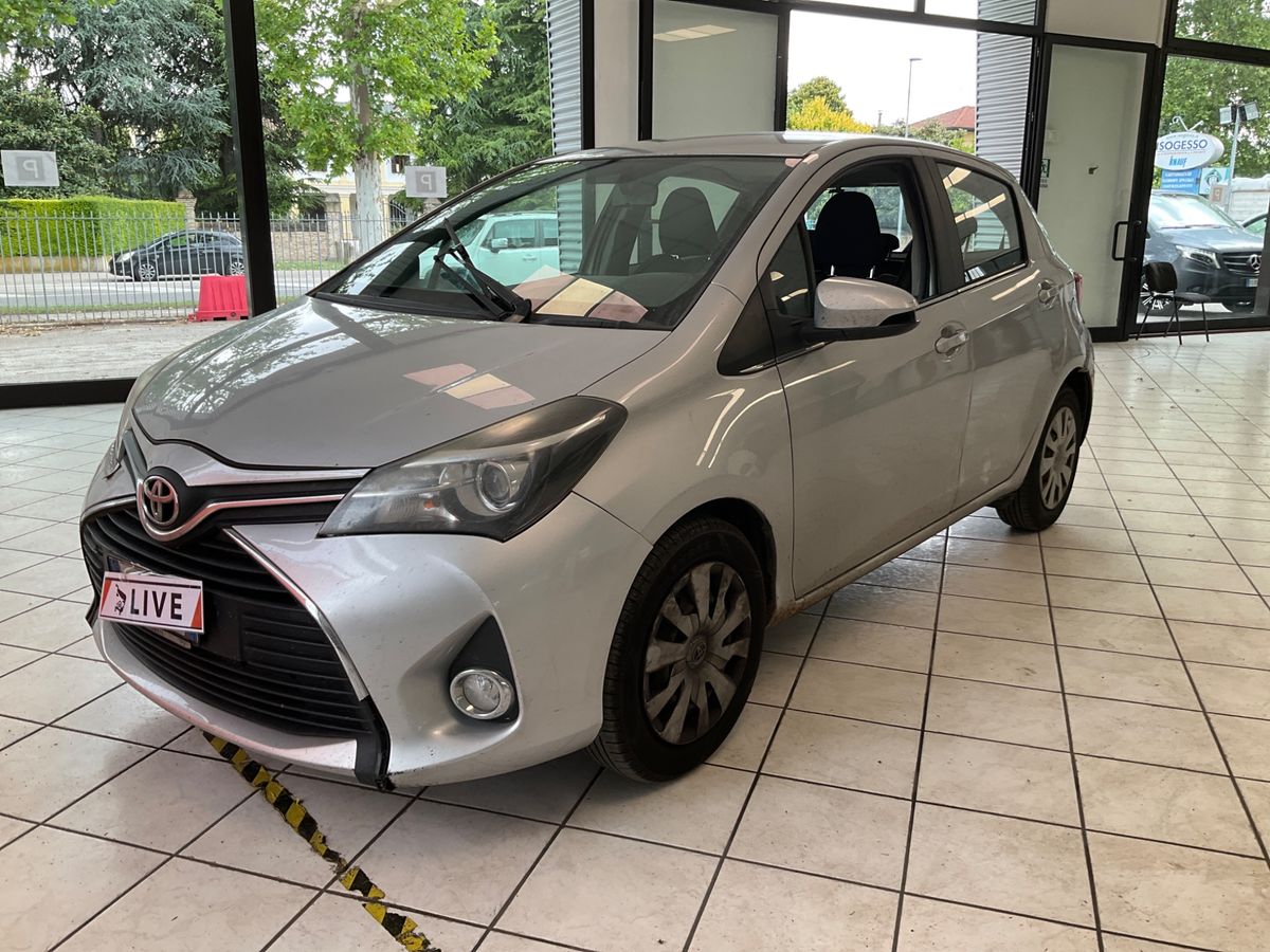 Toyota Yaris 2016