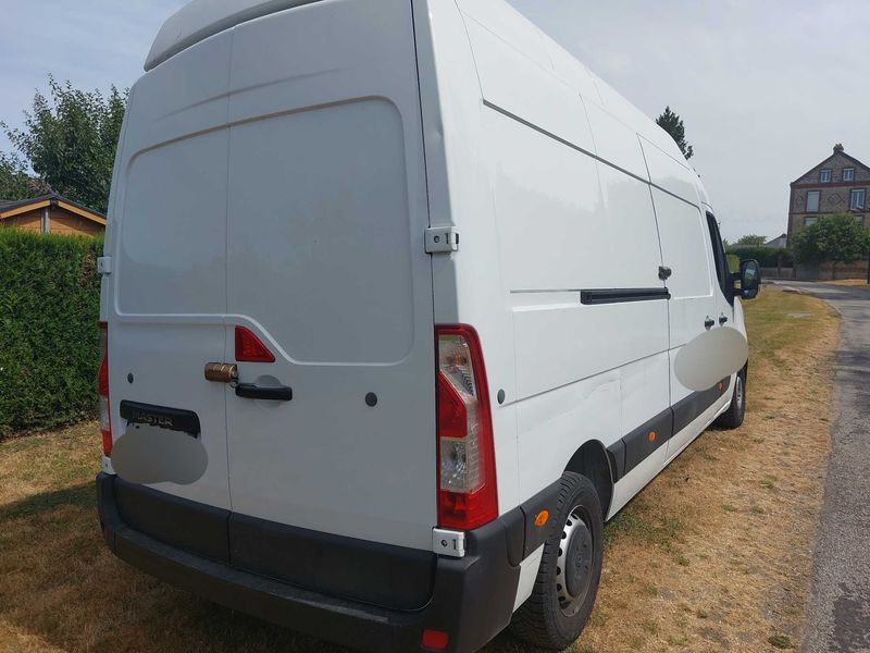 Renault Master 2.3 dCi L3H3 3,5 Confort — zdjęcie 5