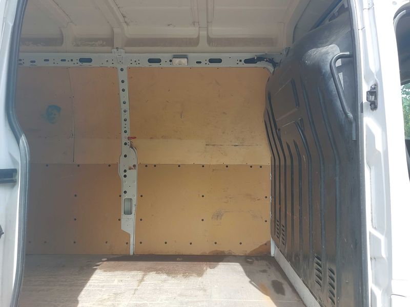 Renault Master 2.3 dCi L3H3 3,5 Confort — zdjęcie 13