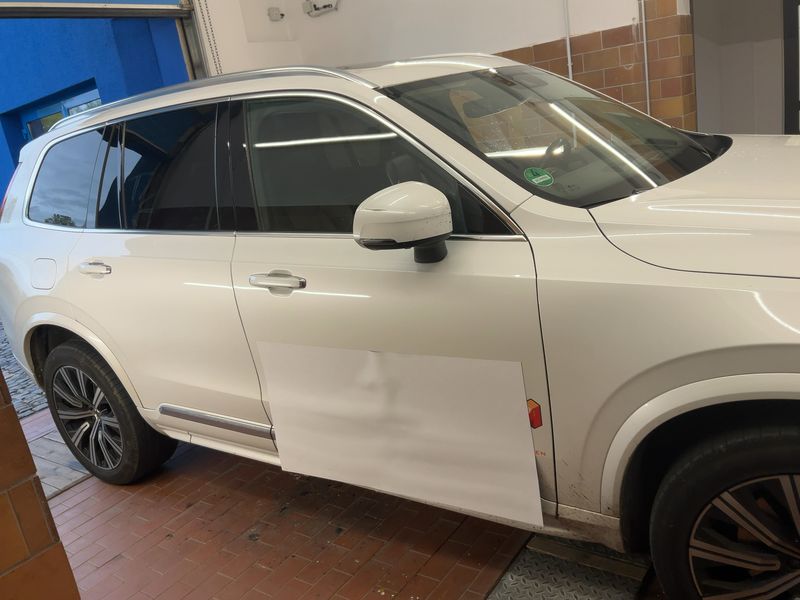 Volvo XC90 2.0 T8 Plug-in Hybrid Inscription AWD — zdjęcie 7