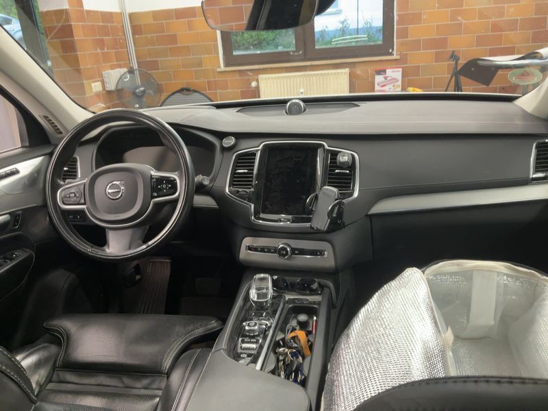 Volvo XC90 2.0 T8 Plug-in Hybrid Inscription AWD — zdjęcie 12