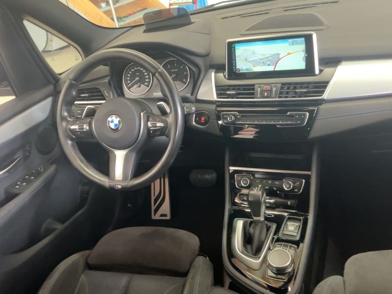 BMW 2er 220d Gran Tourer xDrive M Sport 2016 – снимка 18