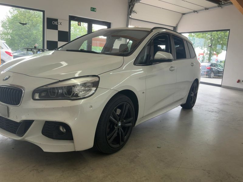 BMW 2er 220d Gran Tourer xDrive M Sport 2016 – снимка 2