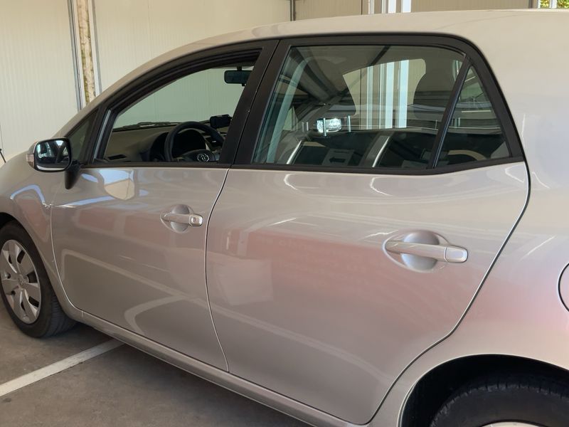 Toyota Auris 1.4 Turbodiesel Live 2010 – снимка 4